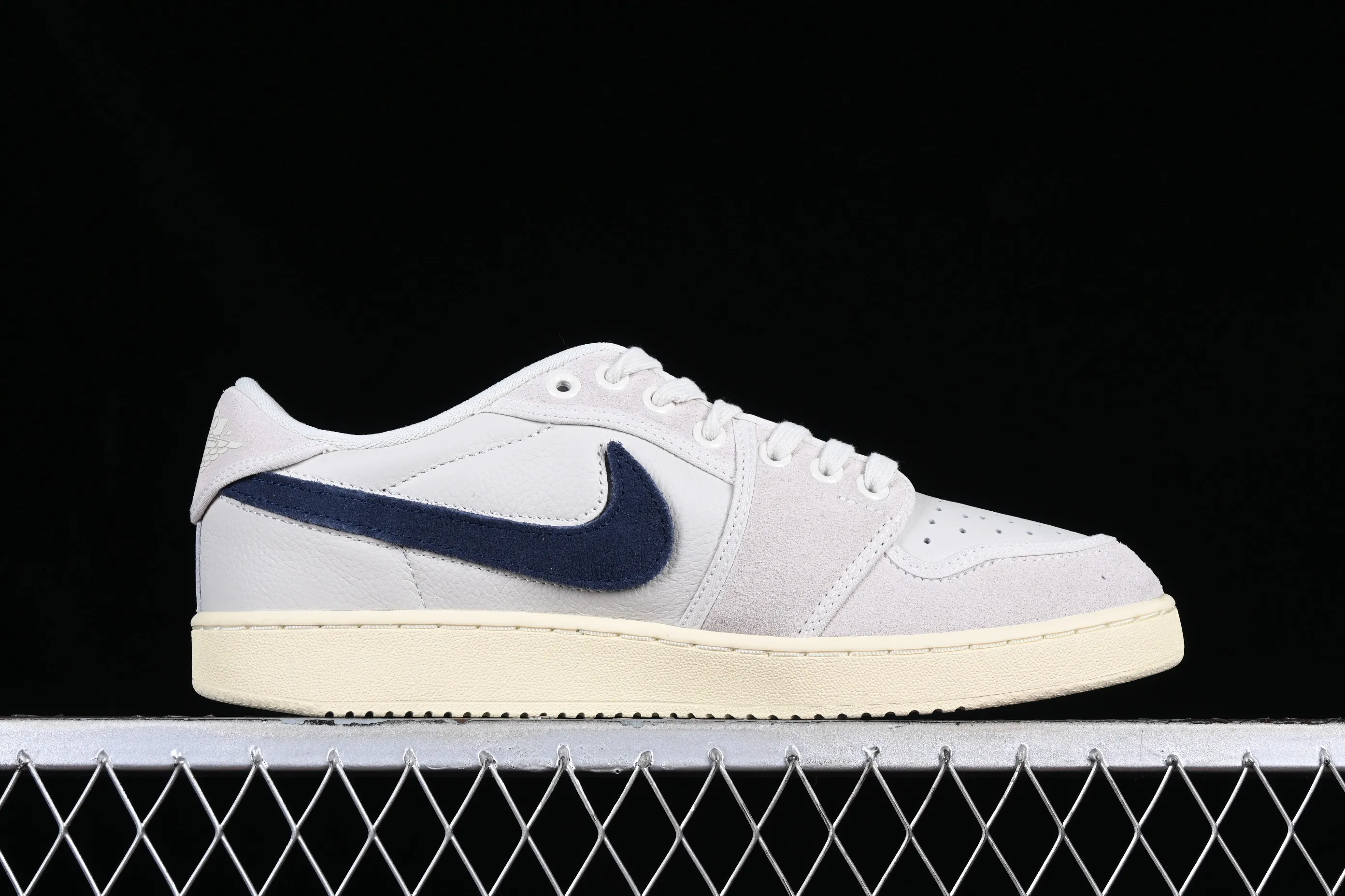 All categories Air Jordan Jordan series basketball shoes Air Jordan 1 Low Y version Uion LA x Air Jordan AJ1 KO Low joint white and gray low-top retro basketball shoes DZ4864-100